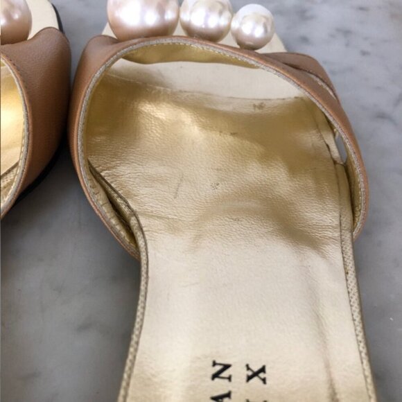CHRISTIAN LACROIX Faux Pearl Gold Triangle Heel Tan Slide Sandal 5.5 - Picture 15 of 17